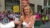 Nom du fichier=Todayshow9mai_021.jpg
Taille du fichier=174Ko
Dimensions : 1920x1080
Ajouté le : 13 Mai 2007 Todayshow9mai_021.jpg