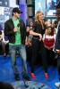 Nom du fichier=MTVTRLWHIV5mai_27.jpg
Taille du fichier=586Ko
Dimensions : 1087x1600
Ajouté le : 06 Mai 2008 MTVTRLWHIV5mai_27.jpg