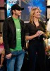 Nom du fichier=MTVTRLWHIV5mai_36.jpg
Taille du fichier=57Ko
Dimensions : 430x600
Ajouté le : 06 Mai 2008 MTVTRLWHIV5mai_36.jpg