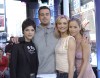 Nom du fichier=TheCastofTheSweetestThingVisitMTVTRL_17.jpg
Taille du fichier=71Ko
Dimensions : 600x472
Ajouté le : 17 Janvier 2009 TheCastofTheSweetestThingVisitMTVTRL_17.jpg