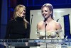 Nom du fichier=BritneySpearsReceives2002ChildrensChoiceAward_12.jpg
Taille du fichier=58Ko
Dimensions : 600x409
Ajouté le : 17 Janvier 2009 BritneySpearsReceives2002ChildrensChoiceAward_12.jpg
