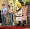 Nom du fichier=Shrek2JapanPremiere_16.jpg
Taille du fichier=107Ko
Dimensions : 600x570
Ajouté le : 17 Janvier 2009 Shrek2JapanPremiere_16.jpg