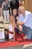 Nom du fichier=staronthehollywoodwalkoffame_67.jpg
Taille du fichier=605Ko
Dimensions : 1331x2000
Ajouté le : 23 Juin 2009 staronthehollywoodwalkoffame_67.jpg
