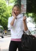 Nom du fichier=onherphonewhilewalkingtogym11juillet08_02.jpg
Taille du fichier=176Ko
Dimensions : 1065x1500
Ajouté le : 21 Juillet 2008 onherphonewhilewalkingtogym11juillet08_02.jpg