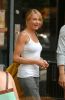 CameronDiazoutforlunchinNewYork_06.jpg