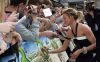 Nom du fichier=UKPremiereshrek3_093.jpg
Taille du fichier=596Ko
Dimensions : 1918x1200
Ajouté le : 12 Juin 2007 UKPremiereshrek3_093.jpg