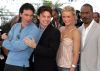 Nom du fichier=photocallshrek2cannes_01.jpg
Taille du fichier=176Ko
Dimensions : 1280x910
Ajouté le : 07 Décembre 2006 photocallshrek2cannes_01.jpg